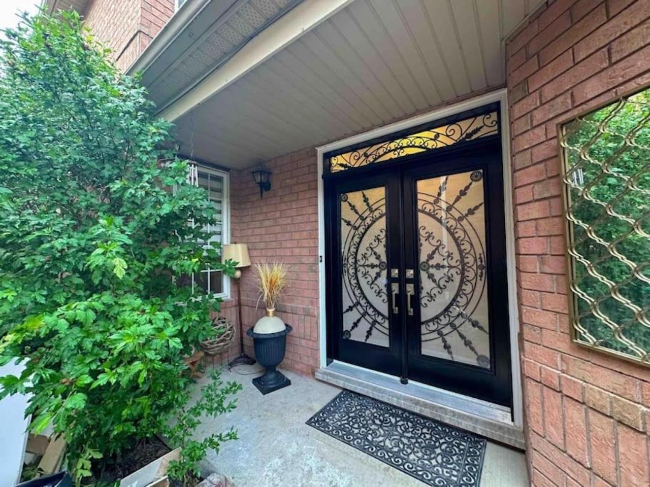 Luxury Home In Toronto Mississauga Exterior foto